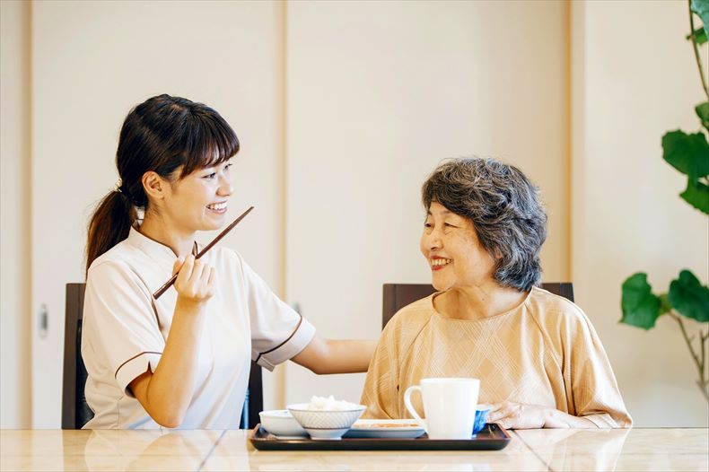 介護食女性